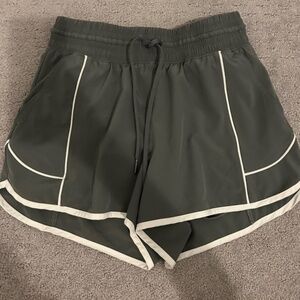 YPB motionTEK High Rise Lined Workout Short